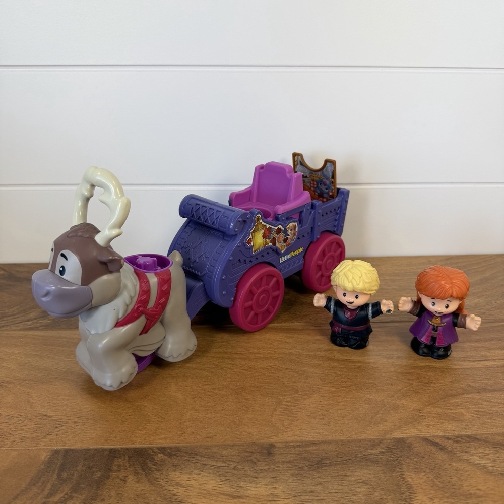 Fisher Price Little People Disney Frozen 2 Anna & Kristoff's Wagon Push-Along